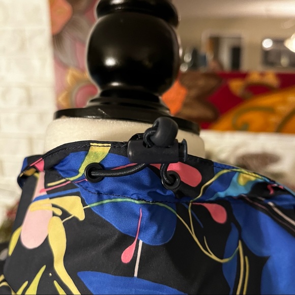 NWT- 80’s Retro Helly Hanson Breeze Packable Wind Jacket - Picture 14 of 16